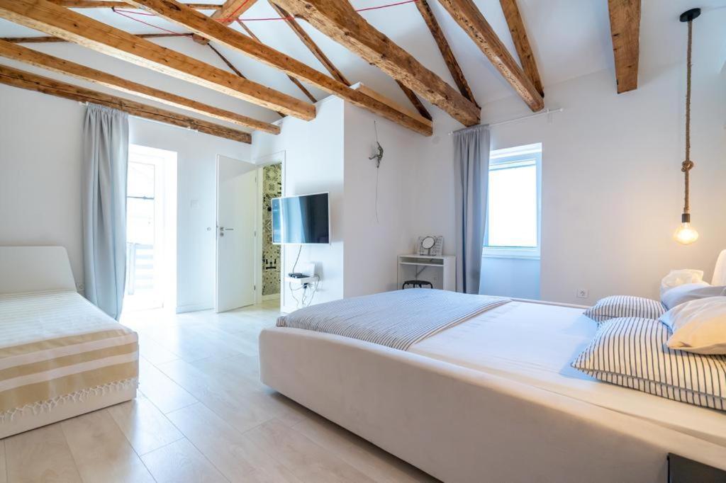 Stara Baška House Franulichヴィラ エクステリア 写真
